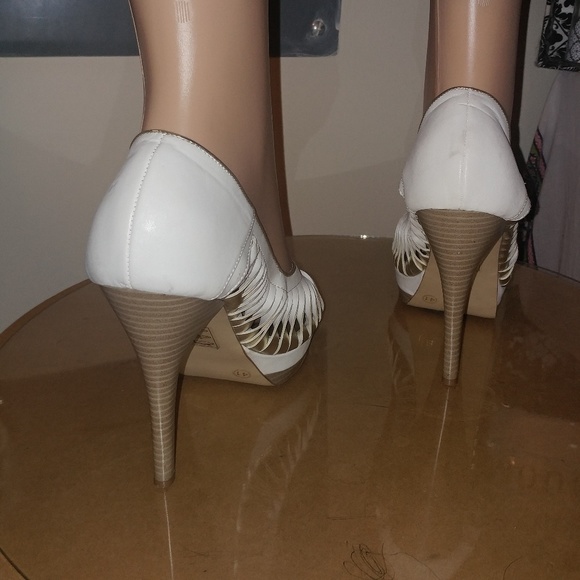 Spring ✴ twisted platform gold / white heels 👠 - Picture 6 of 8